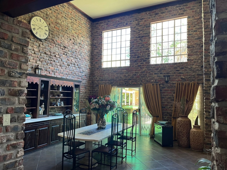 6 Bedroom Property for Sale in Bainsvlei Free State